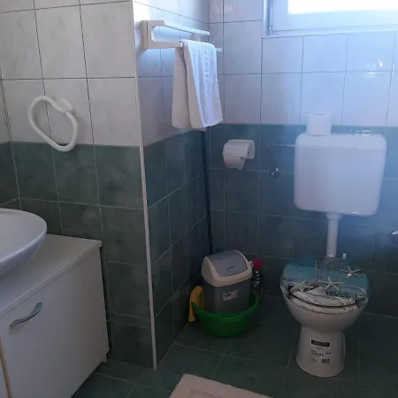 Apartmani Leon Simuni Exterior photo