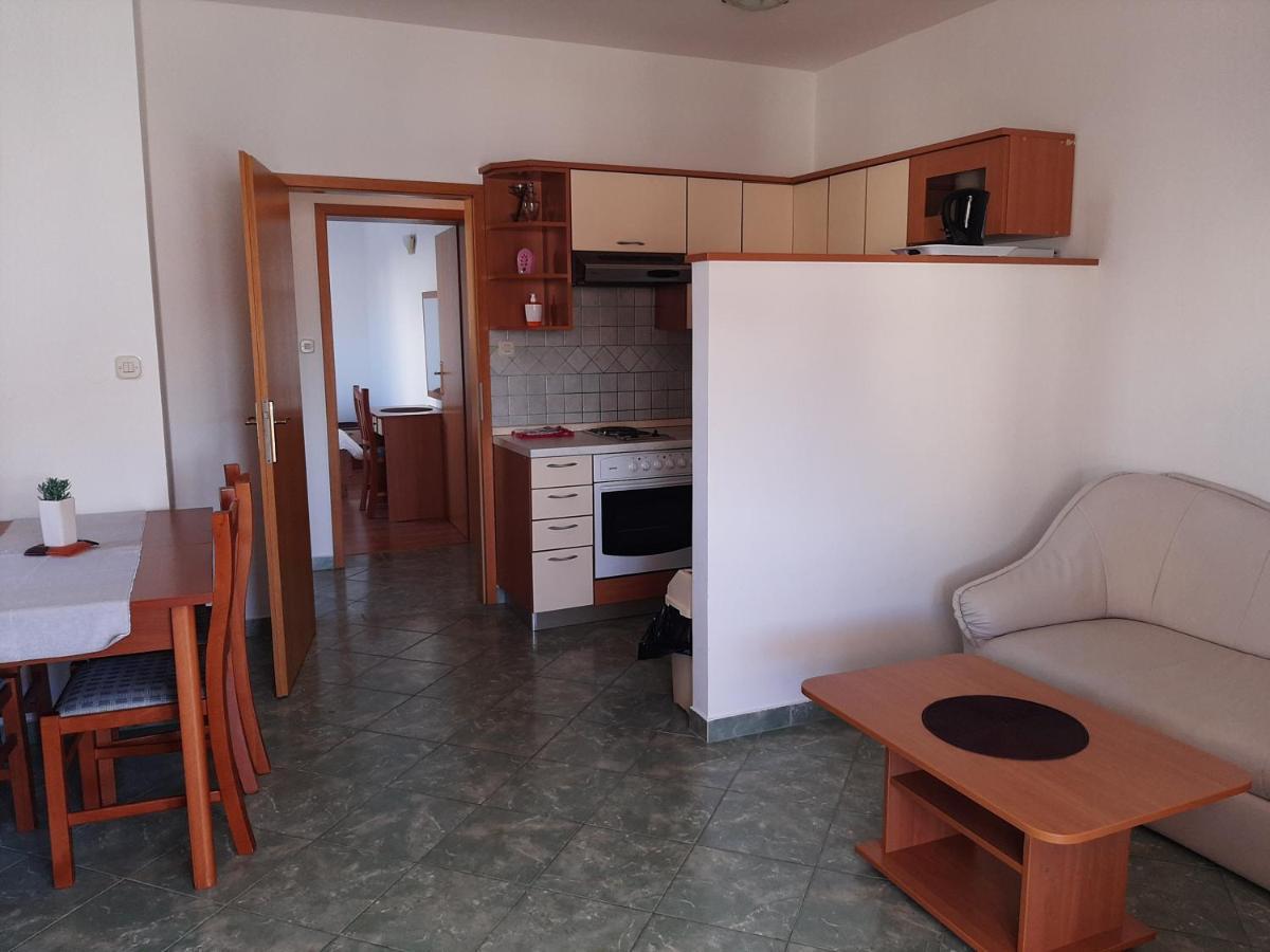Leon Apartma *