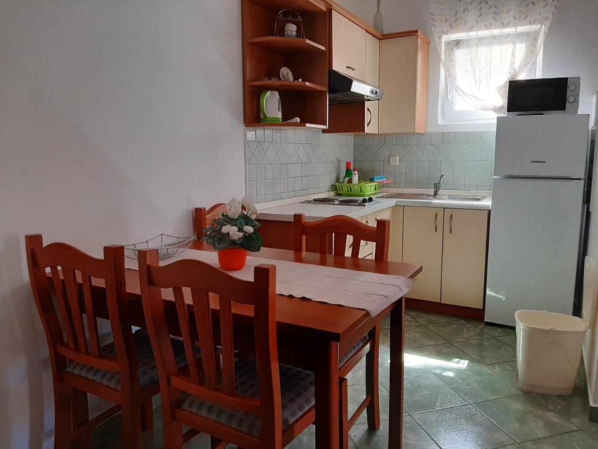 Leon Apartma