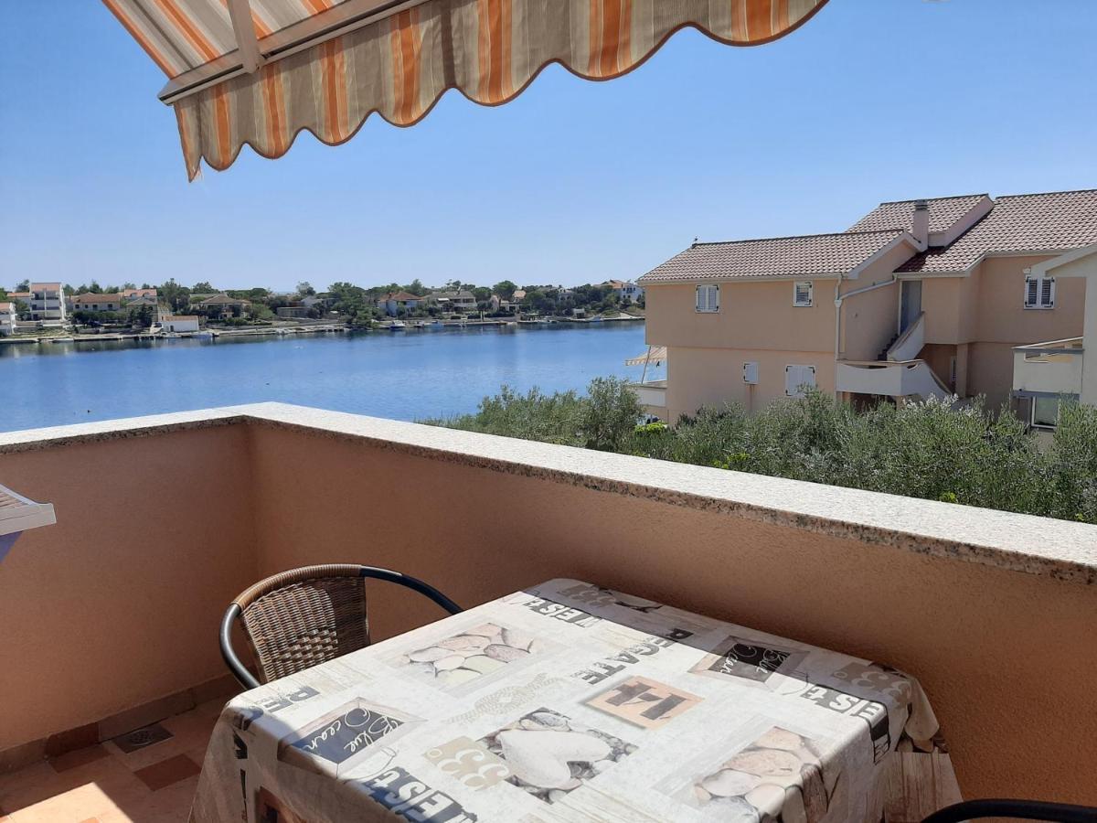 Apartma Leon Simuni